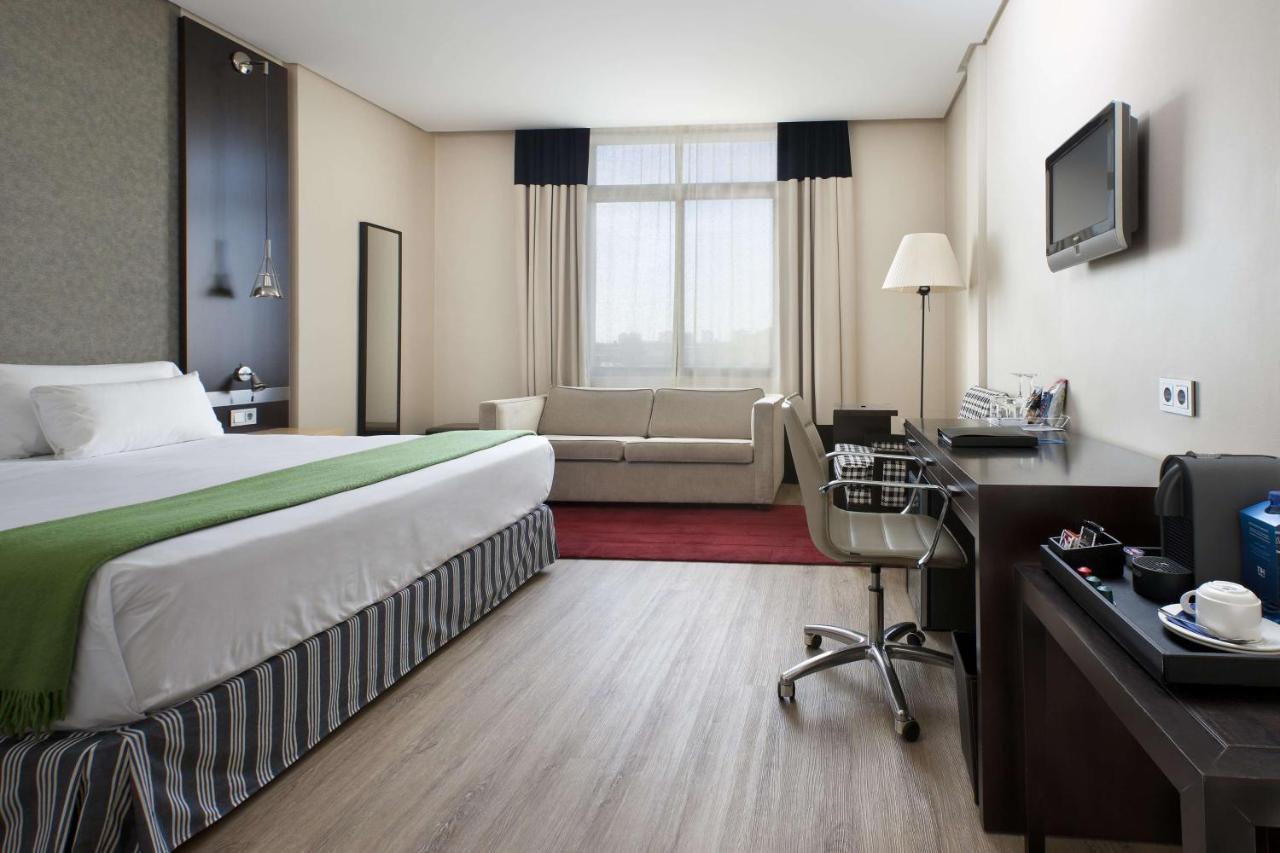 Nh Avenida Jerez Hotel Jerez de la Frontera Bagian luar foto