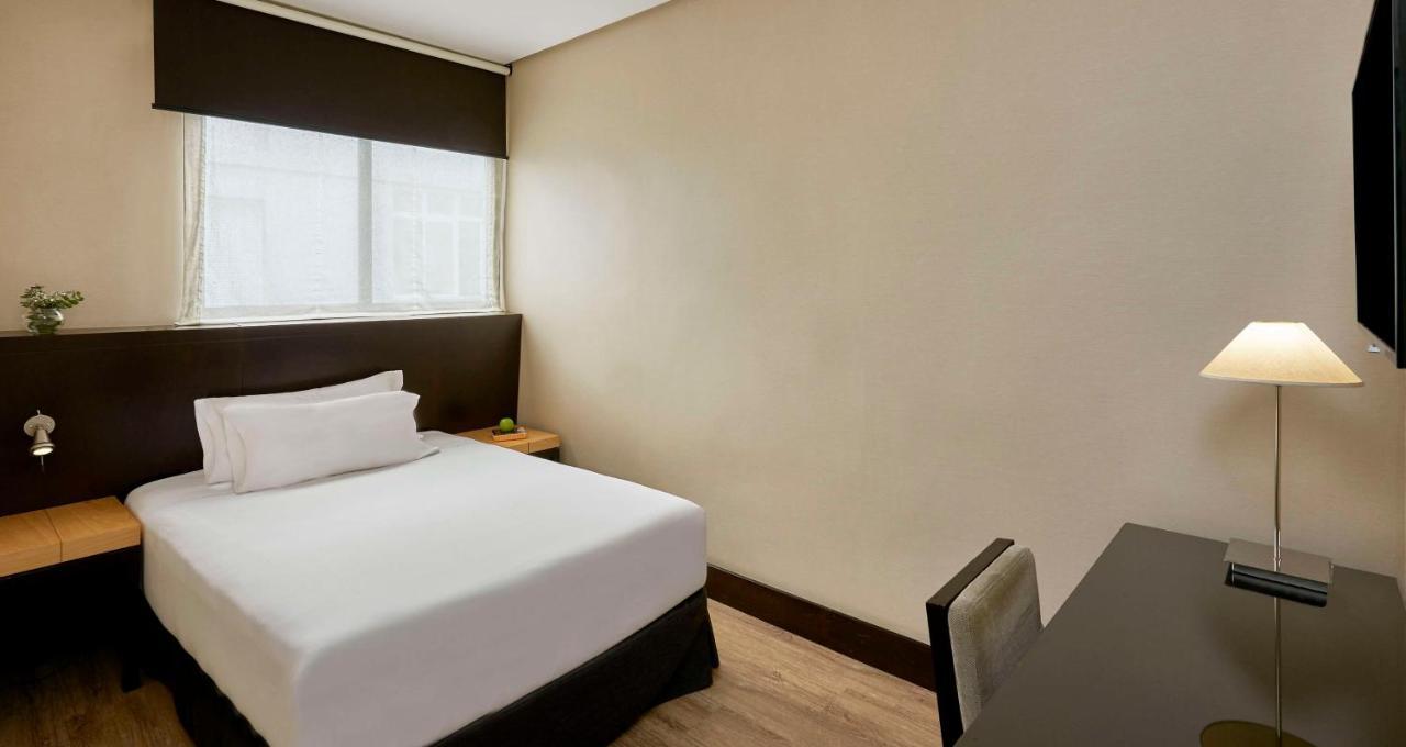 Nh Avenida Jerez Hotel Jerez de la Frontera Bagian luar foto