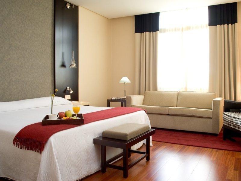 Nh Avenida Jerez Hotel Jerez de la Frontera Bagian luar foto